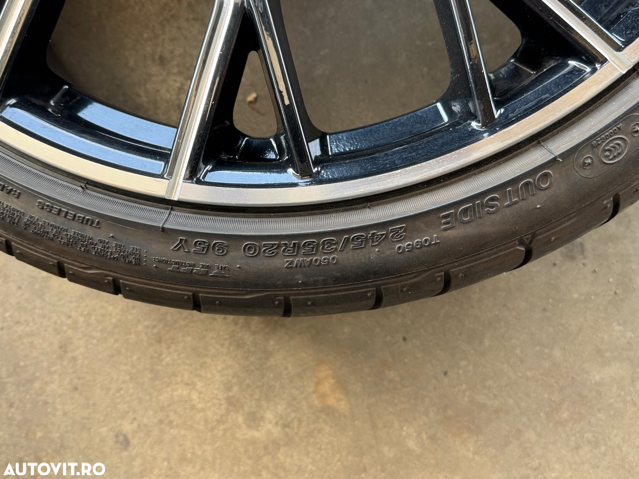 Vând jante BMW seria 5 pe 20” cu anvelope runflat de vară - 17