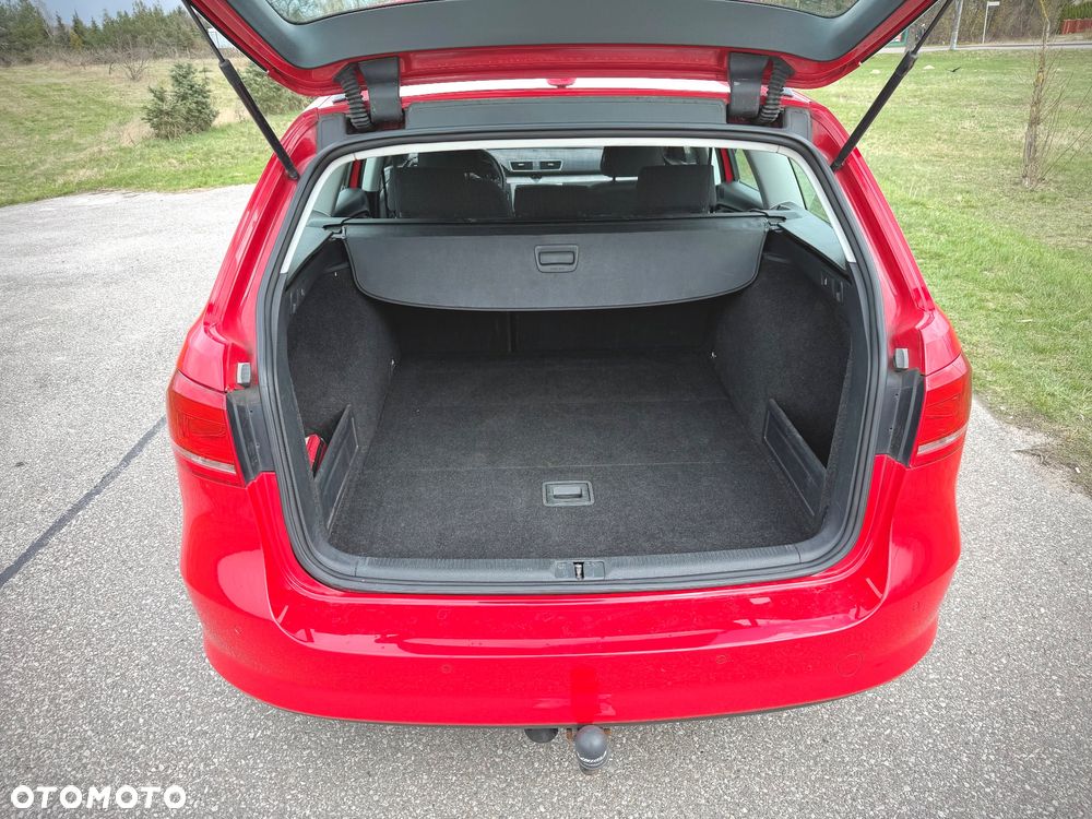 Volkswagen Passat 1.6 TDI DPF BlueMot Trendline - 10