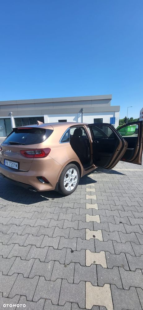 Kia Ceed 1.5 T-GDI M - 6