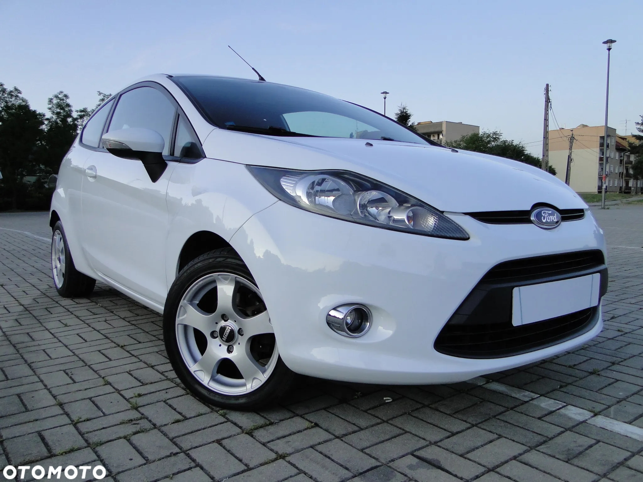 Ford Fiesta - 23