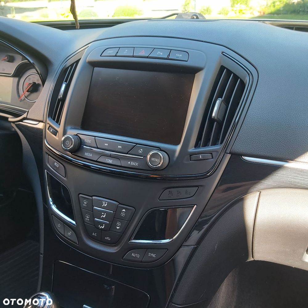 Opel Insignia 2.0 CDTI Cosmo S&S - 10