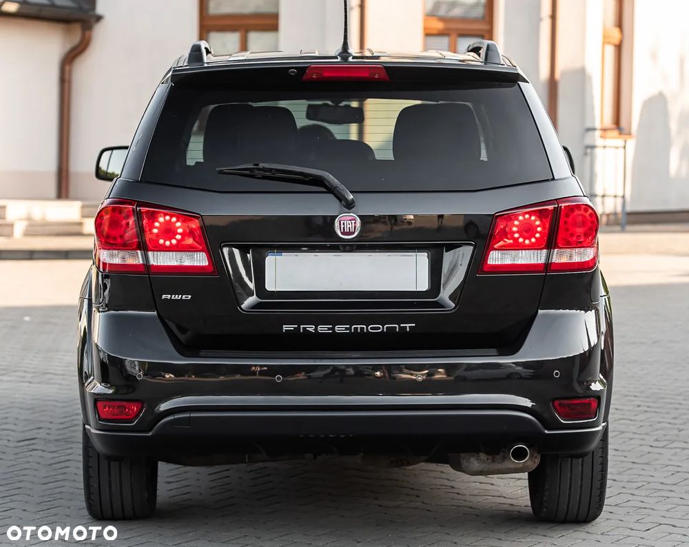 Fiat Freemont 2.0 Multijet Lounge AWD - 11