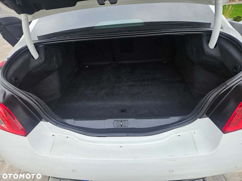 Peugeot 508 1.6 e-HDi Active S&S - 27