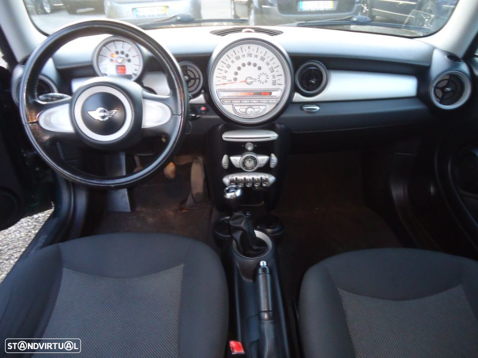 MINI 3 Portas One D - 5