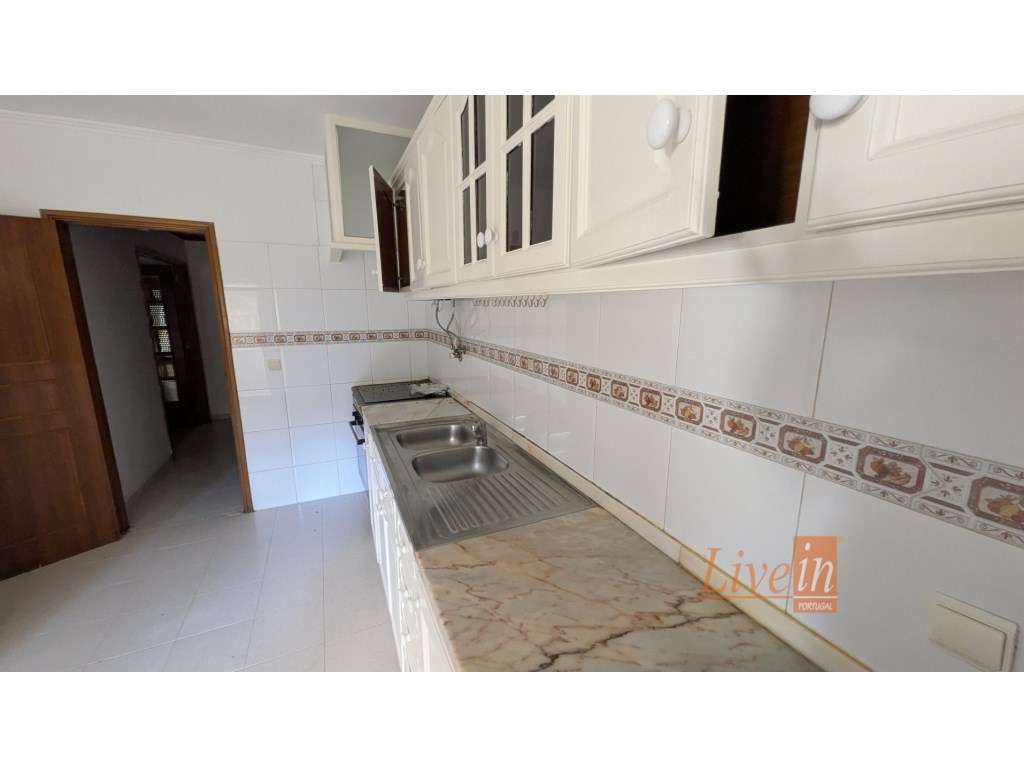 Apartamento T2 a 5 min da estação das Mercês - Grande imagem: 5/17