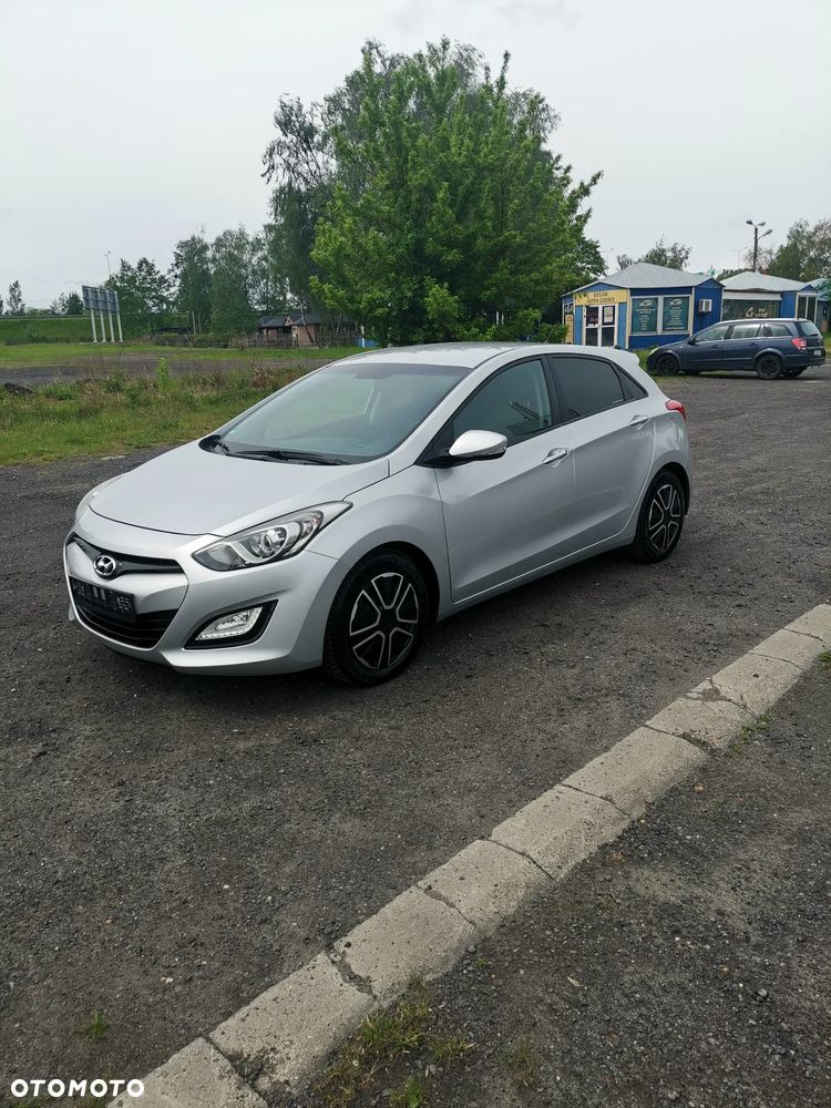 Hyundai i30 - 23