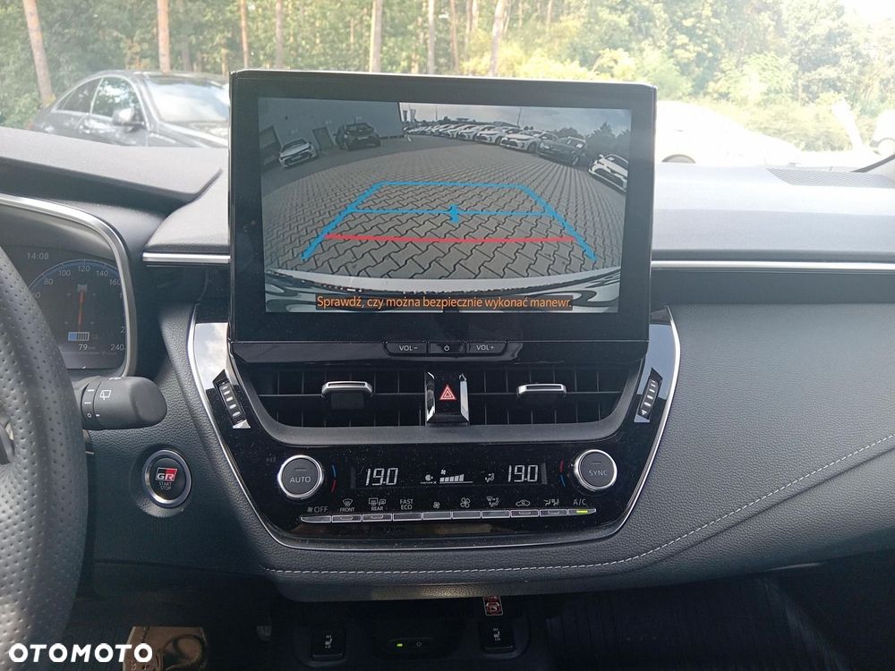 Toyota Corolla 2.0 Hybrid GR Sport Dynamic - 13