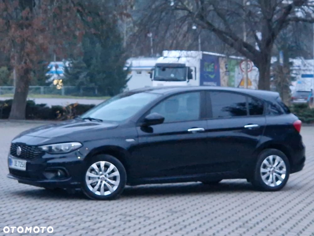 Fiat Tipo 1.4 16V Easy - 21
