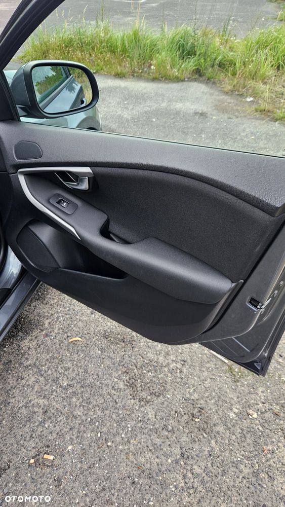 Volvo V40 - 20