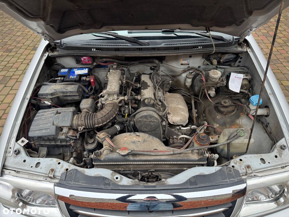 Suzuki Grand Vitara 1.6 Comfort Limited - 29