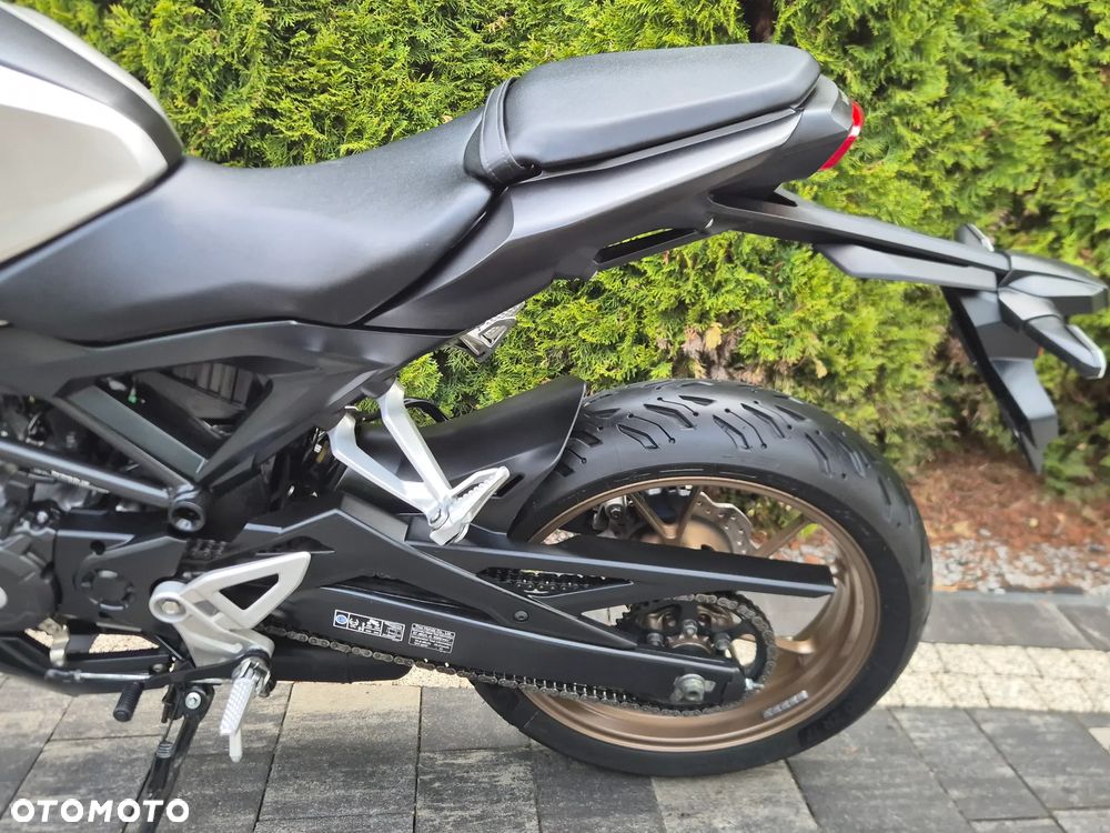 Honda CB - 18