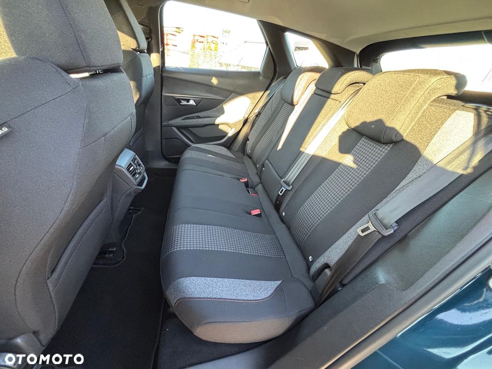 Peugeot 3008 1.5 BlueHDi Active S&S EAT8 - 19