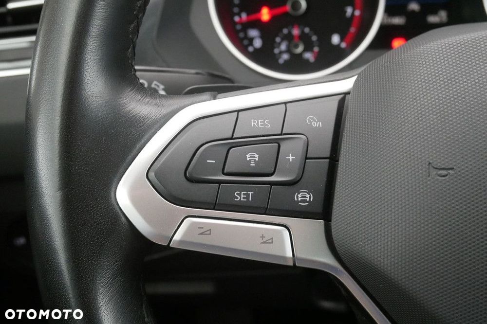 Volkswagen Tiguan 1.5 TSI EVO Life DSG - 25