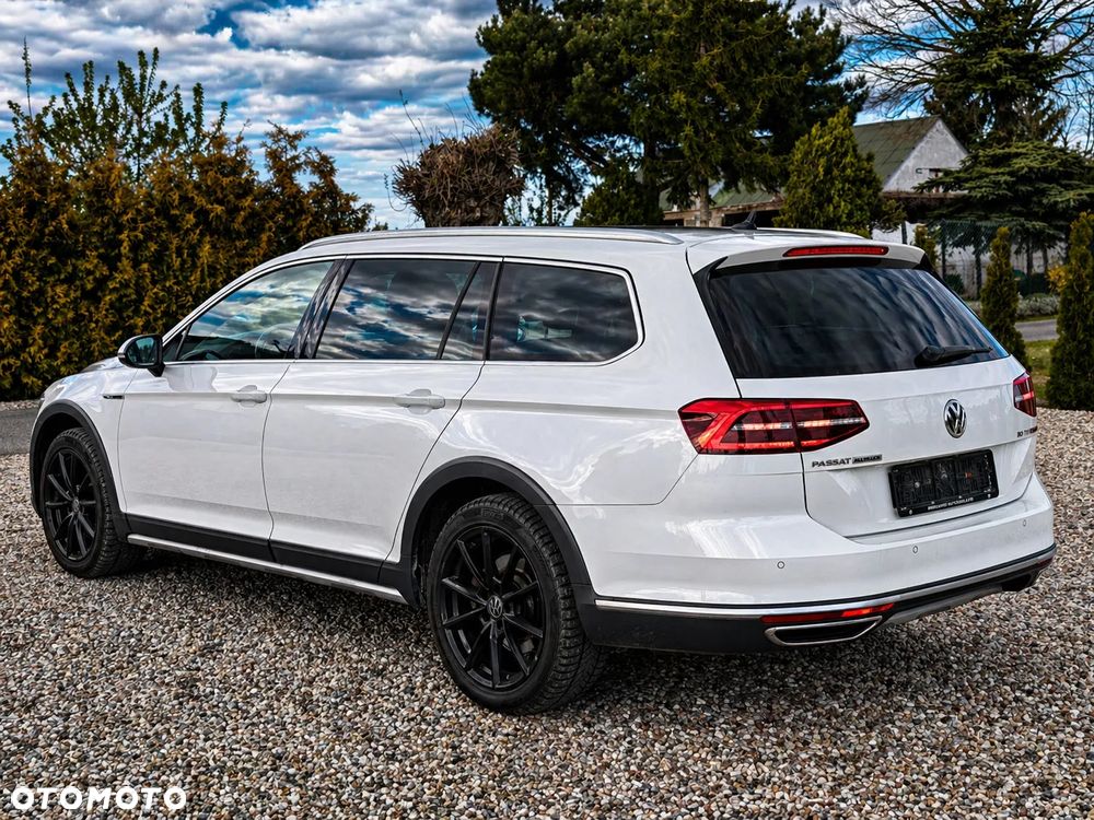 Volkswagen Passat Alltrack 2.0 TDI SCR 4Motion DSG (BMT) - 9