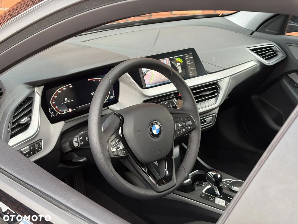 BMW Seria 1 120i Advantage - 17
