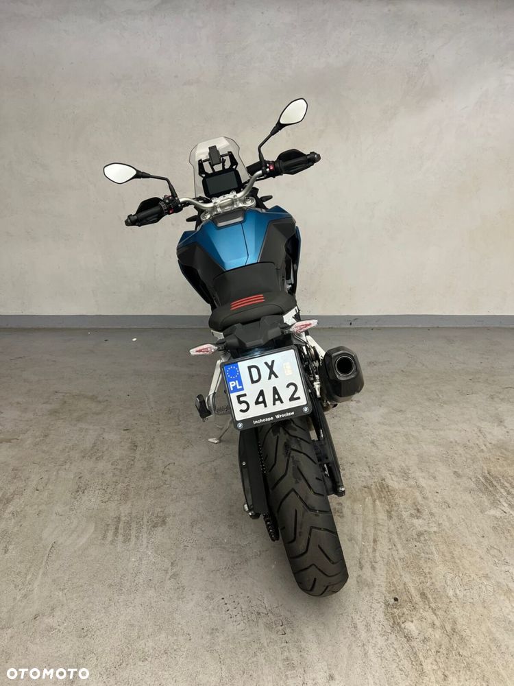 BMW F - 3