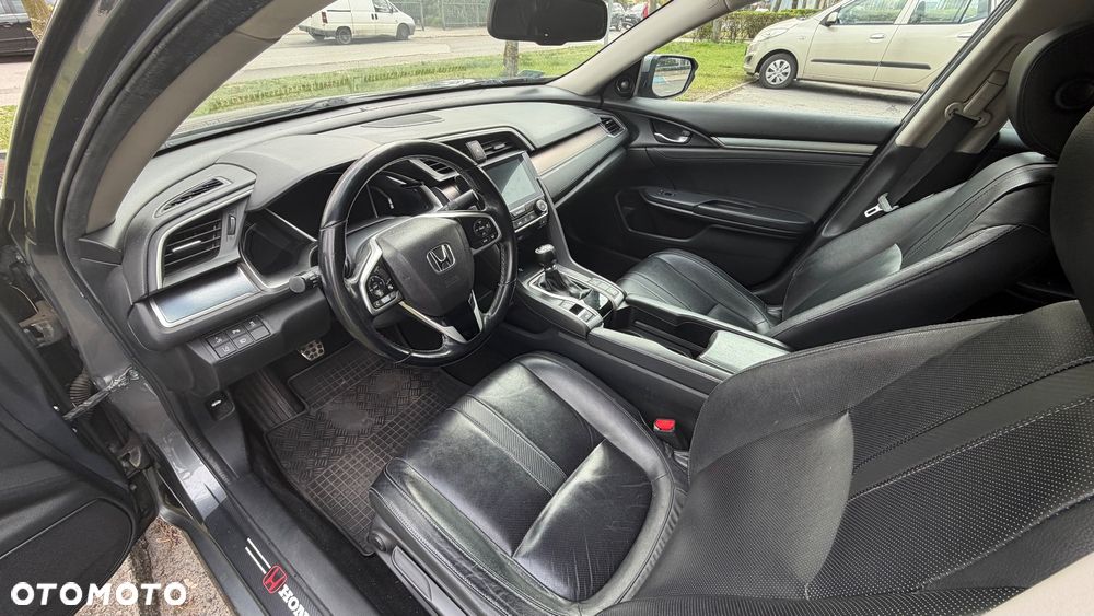 Honda Civic 1.5 T Executive - 13