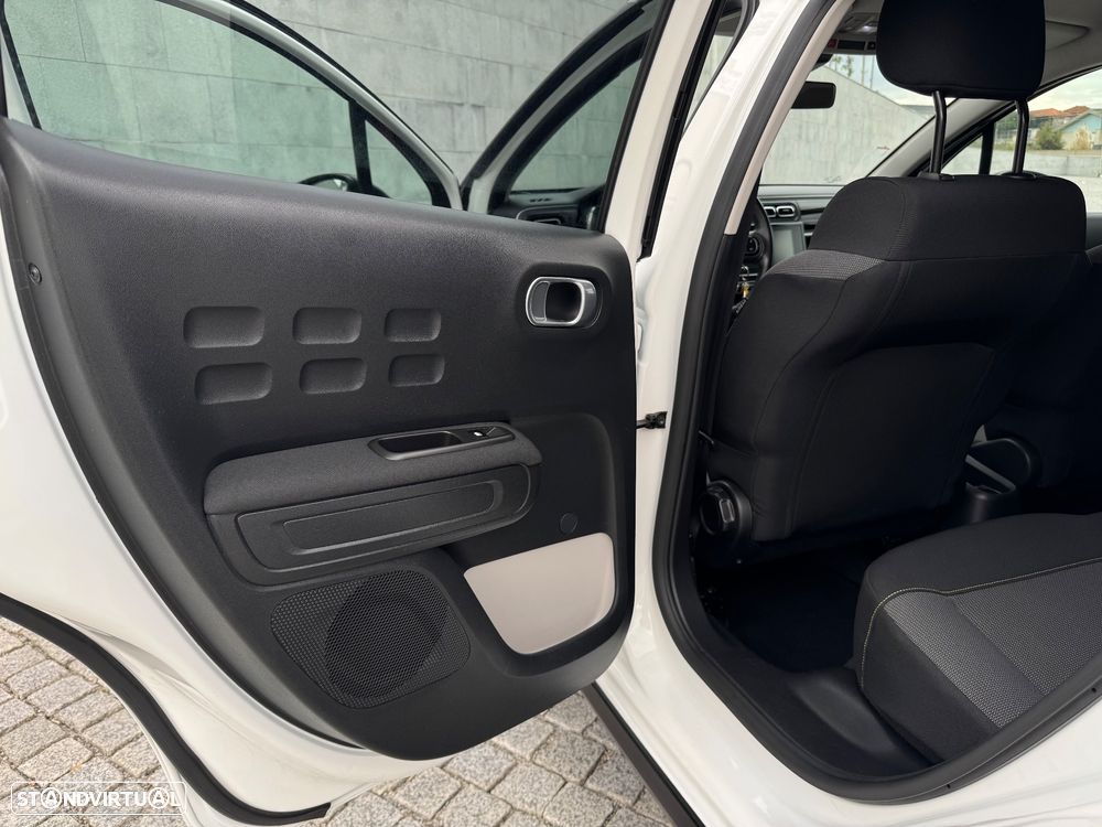 Citroën C3 1.2 PureTech Shine - 15