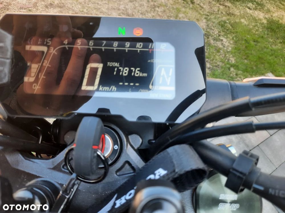 Honda CB - 10
