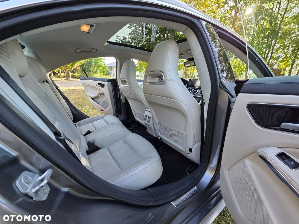 Mercedes-Benz CLA - 18