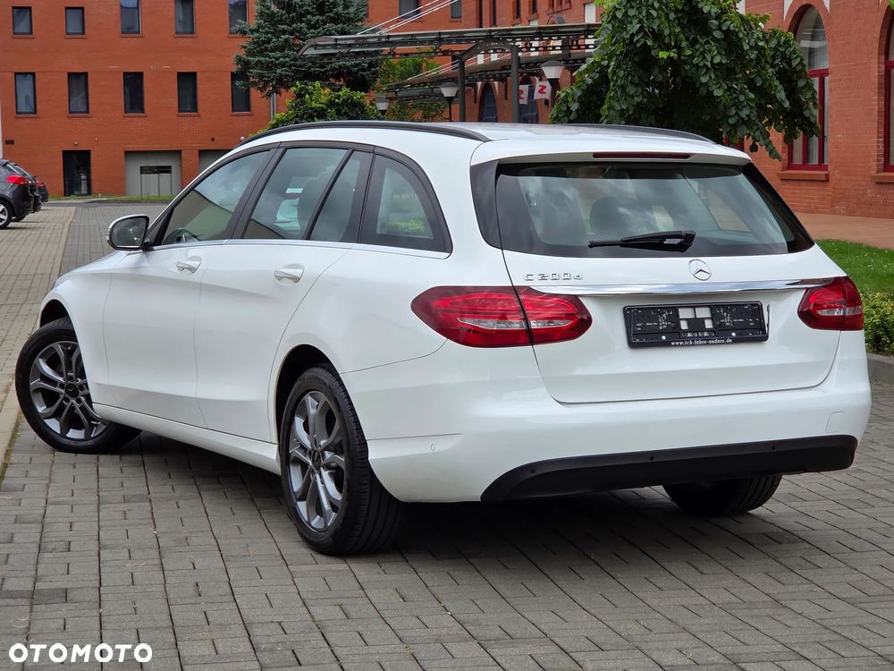 Mercedes-Benz Klasa C 200 (BlueTEC) d Exclusive - 11
