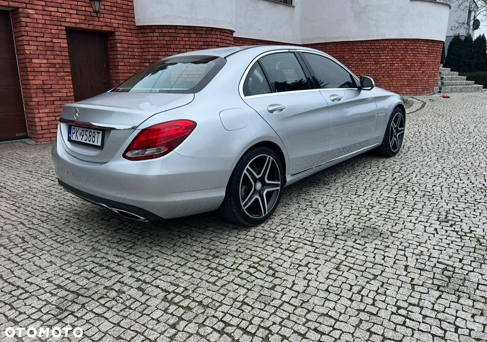 Mercedes-Benz Klasa C 300 7G-TRONIC Exclusive - 11
