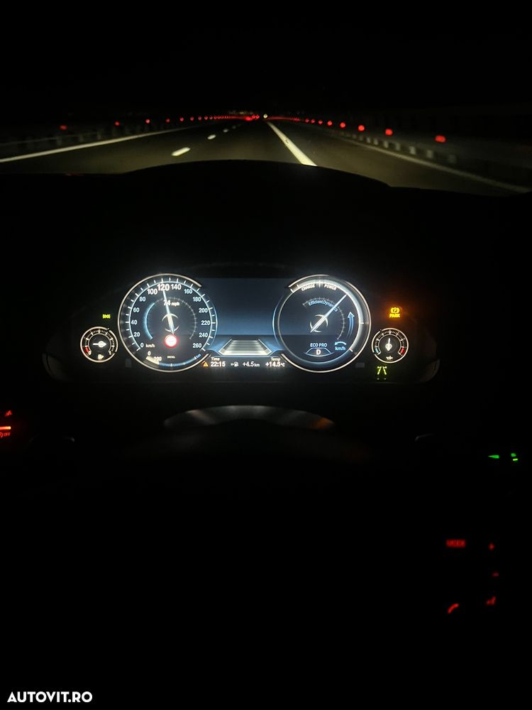 Dezmembrez BMW 740d 313 cp Facelift Mpachet - 13