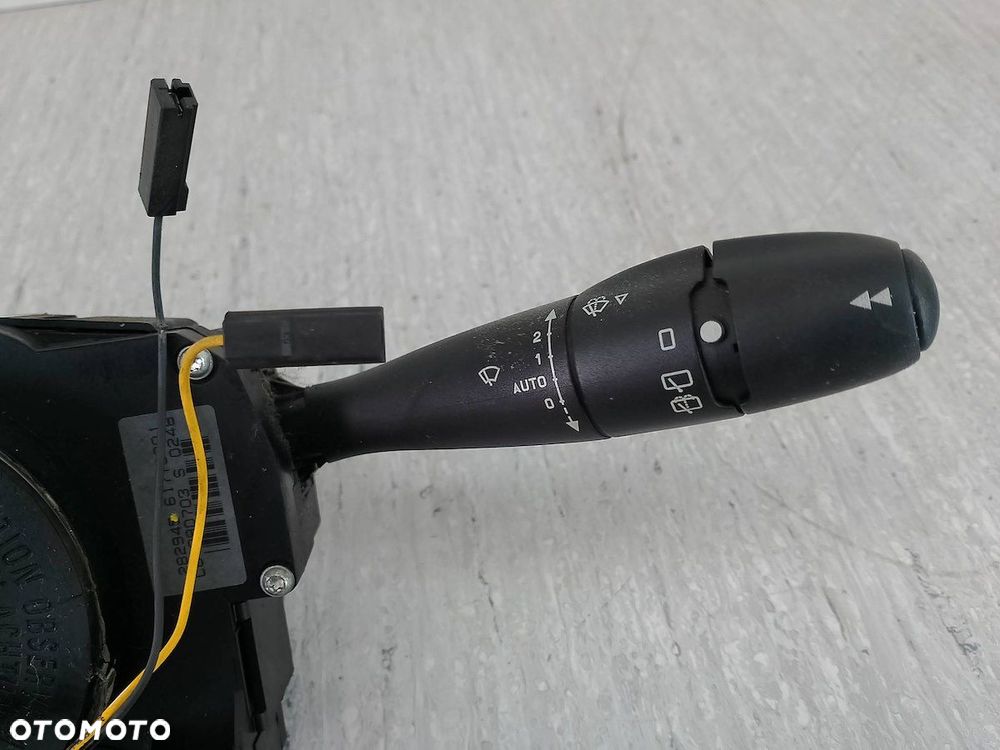 PRZEŁĄCZNIK ZESPOLONY CITROEN C3 96488203XT   COM2002 1.1 B - 8