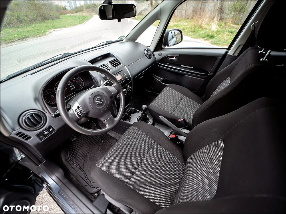 Suzuki SX4 - 6