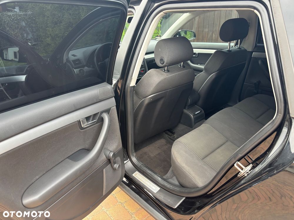 Audi A4 Avant 2.0 TDI DPF - 8