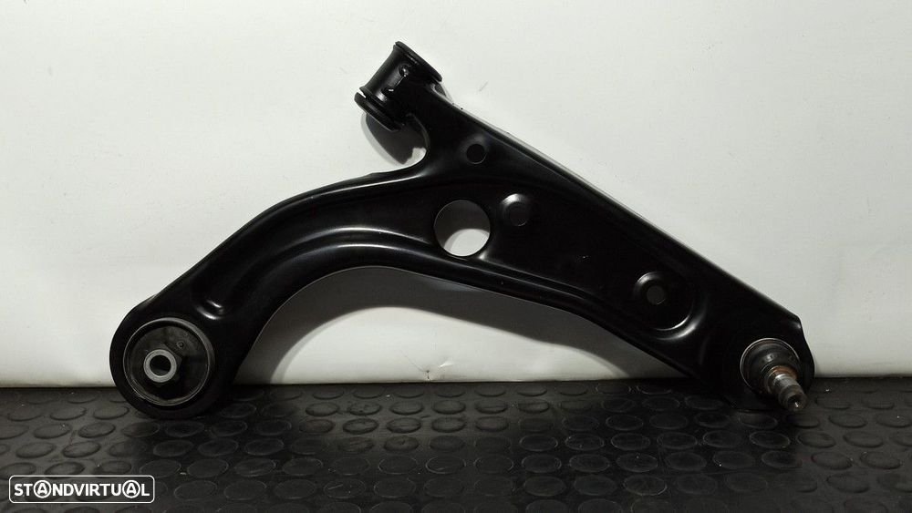 BRAÇO SUSPENSÃO INFERIOR FRENTE DIREITO FIAT NUOVA 500 (150) DOLCE VITA - 1