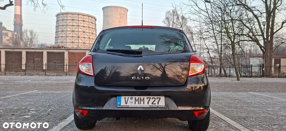 Renault Clio TCe 100 Dynamique - 10