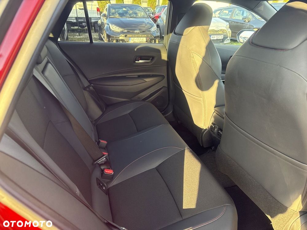 Toyota Corolla 2.0 Hybrid GR Sport - 12