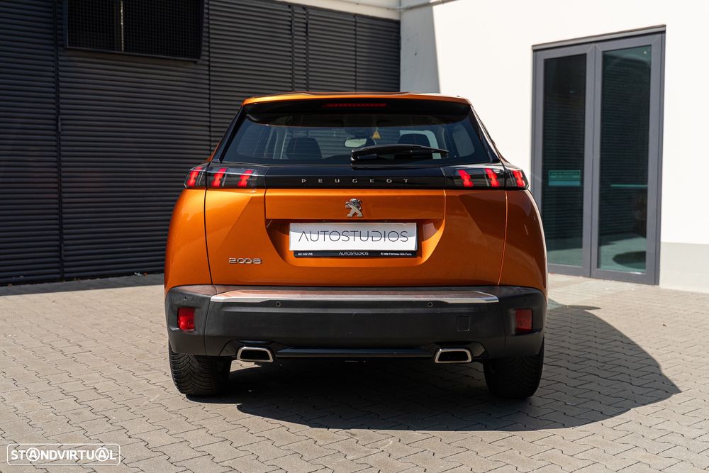 Peugeot 2008 1.2 PureTech Active Pack EAT8 - 10