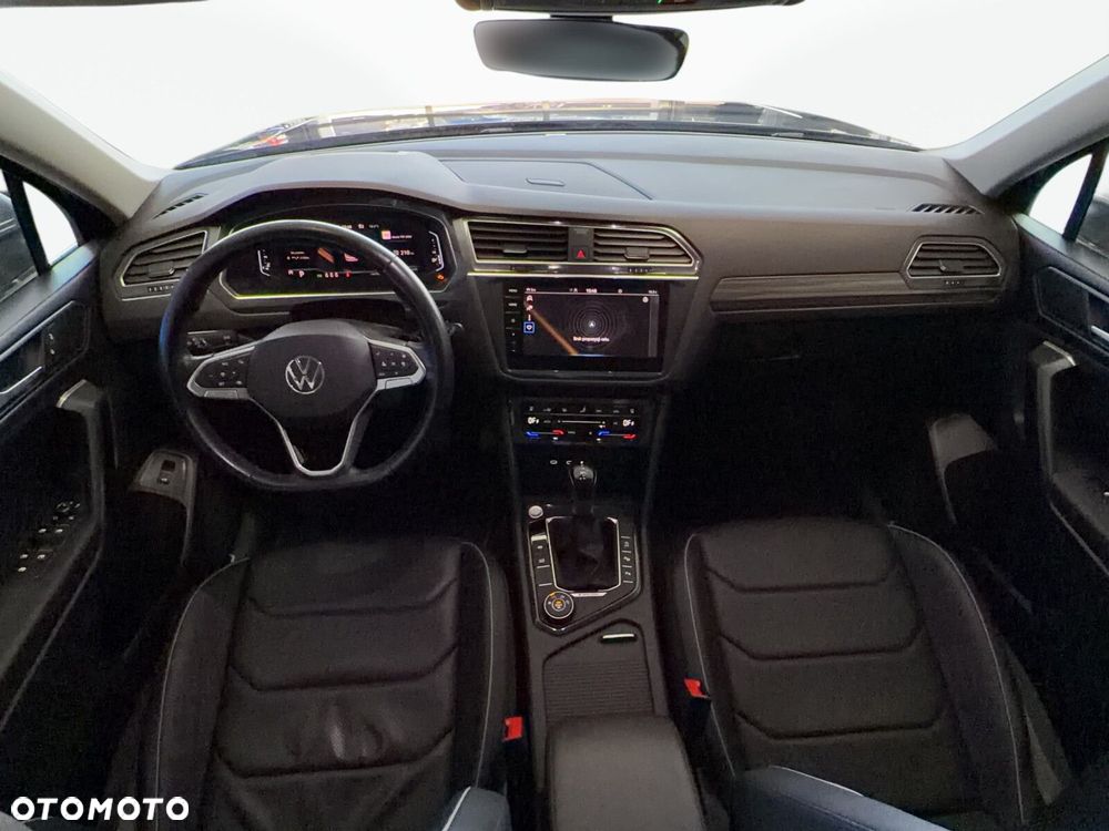 Volkswagen Tiguan Allspace - 22