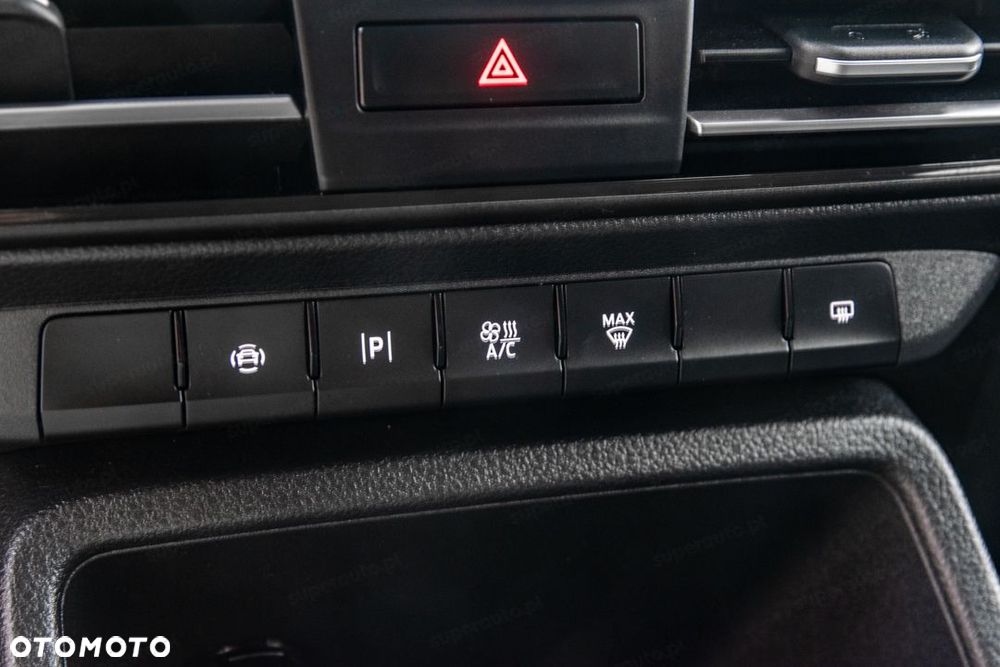 Ford Tourneo Connect Grand 2.0 EcoBlue Titanium - 27