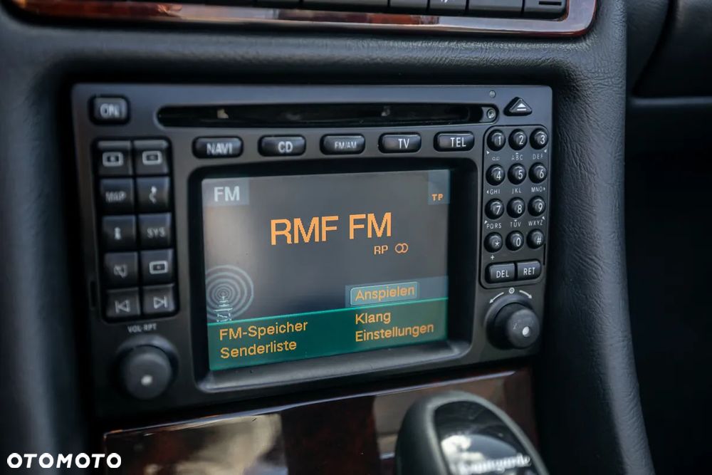 Mercedes-Benz CLK - 29