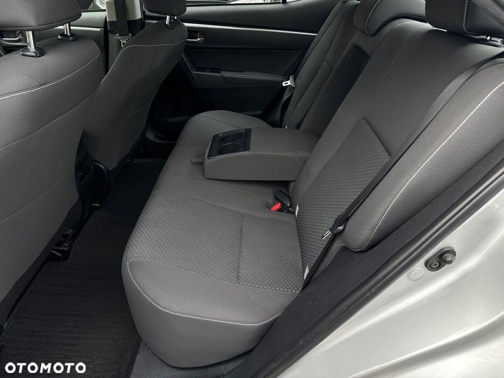 Toyota Corolla 1.6 Premium EU6 - 30