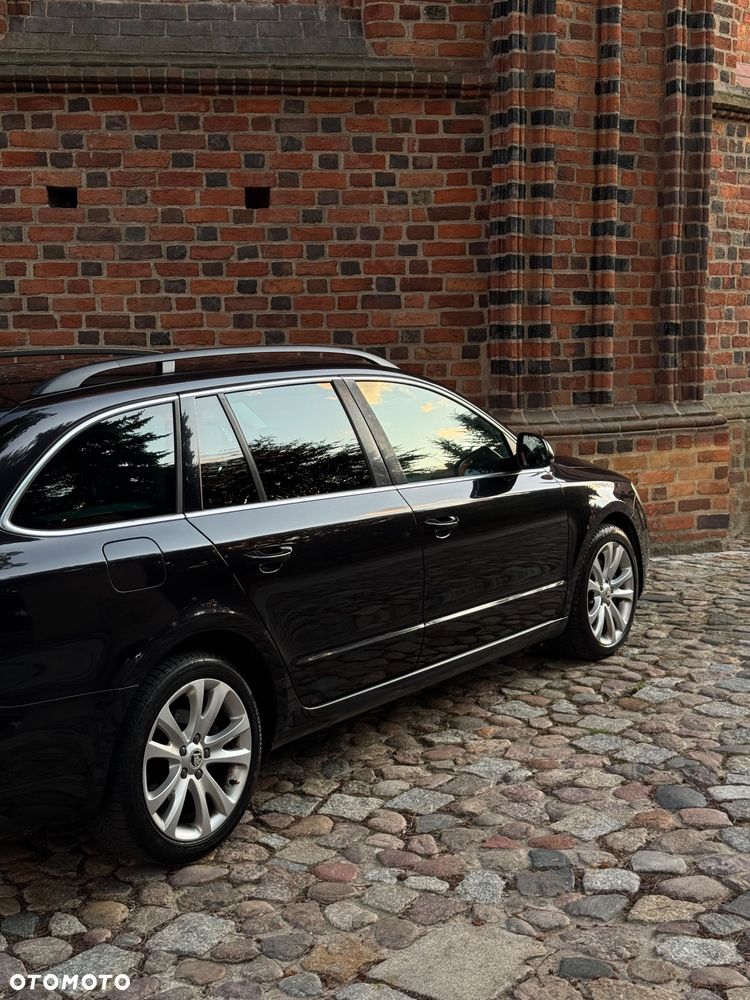Skoda Superb 2.0 TDI Active DSG - 10