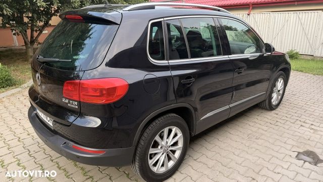 Volkswagen Tiguan 2.0 TDI 4Motion DSG Sport & Style - 3