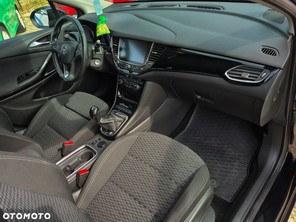 Opel Astra 1.4 Turbo Innovation - 22