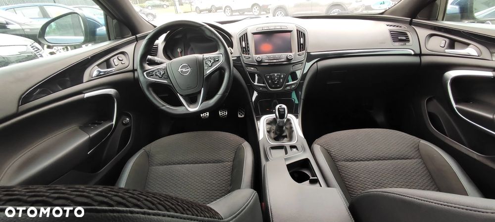 Opel Insignia - 27