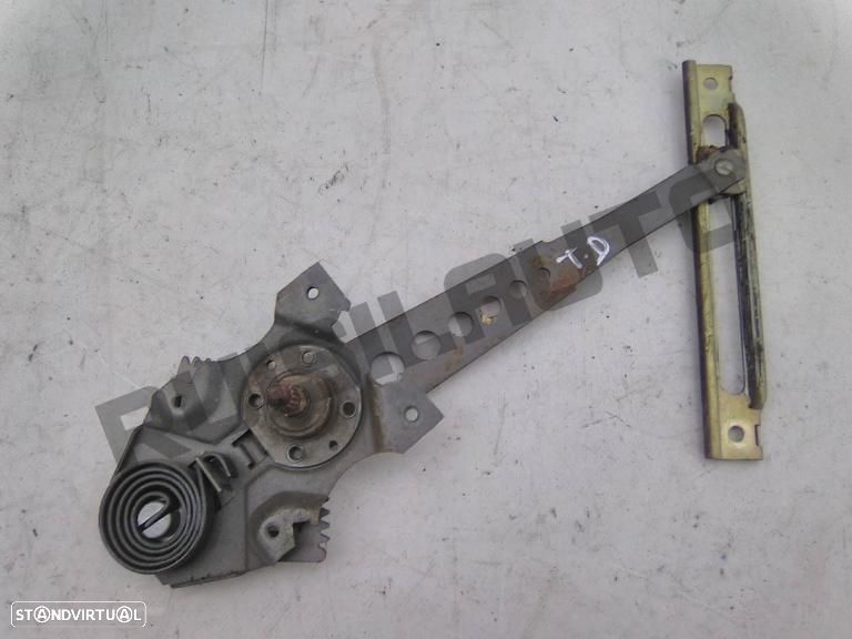 Elevador Completo Trás Direito Manual 12373_90248 Mercedes W123 - 1