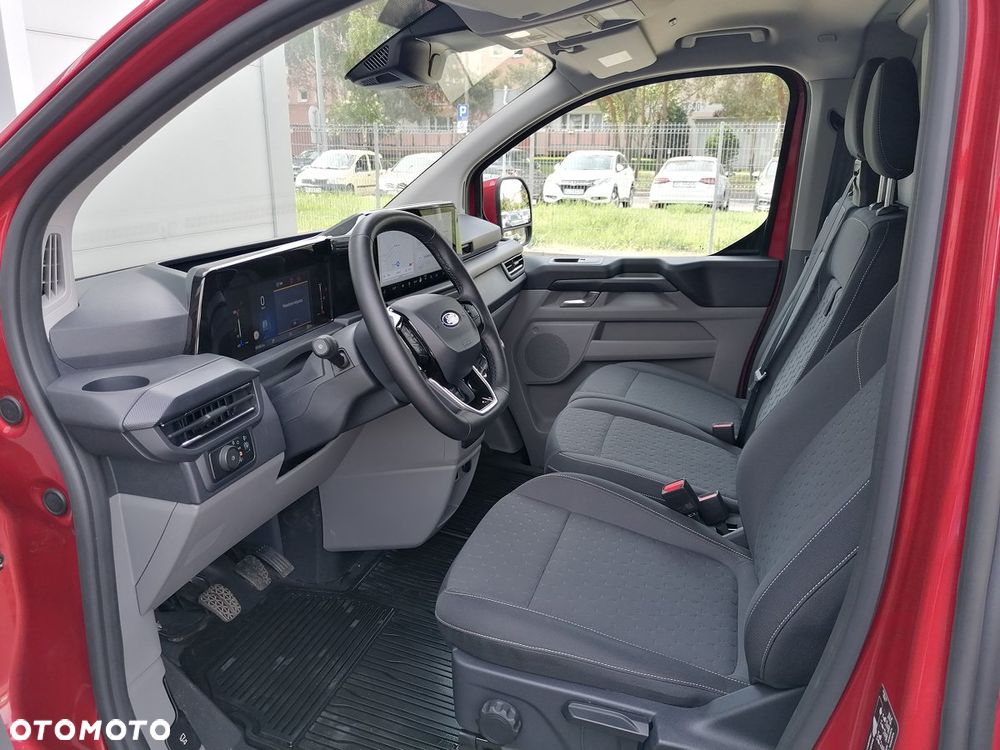 Ford CUSTOM VAN LIMITED - 12