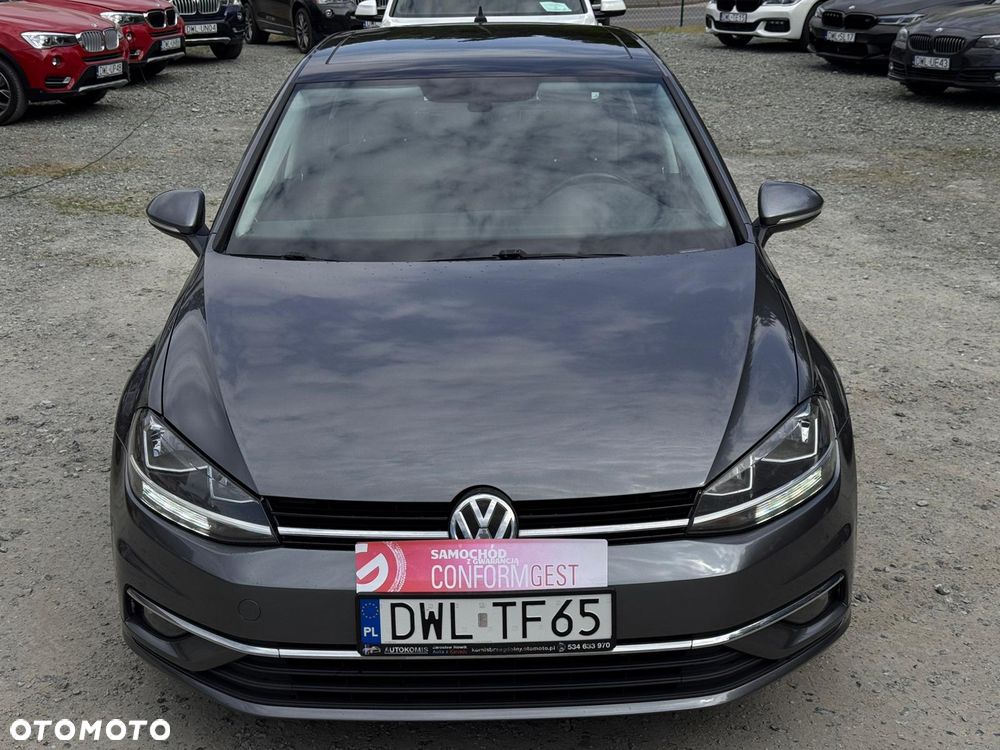 Volkswagen Golf - 5