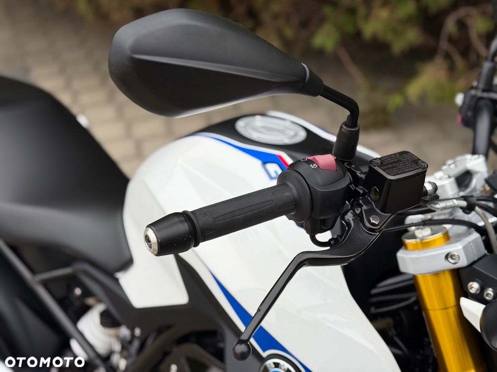 BMW G - 13