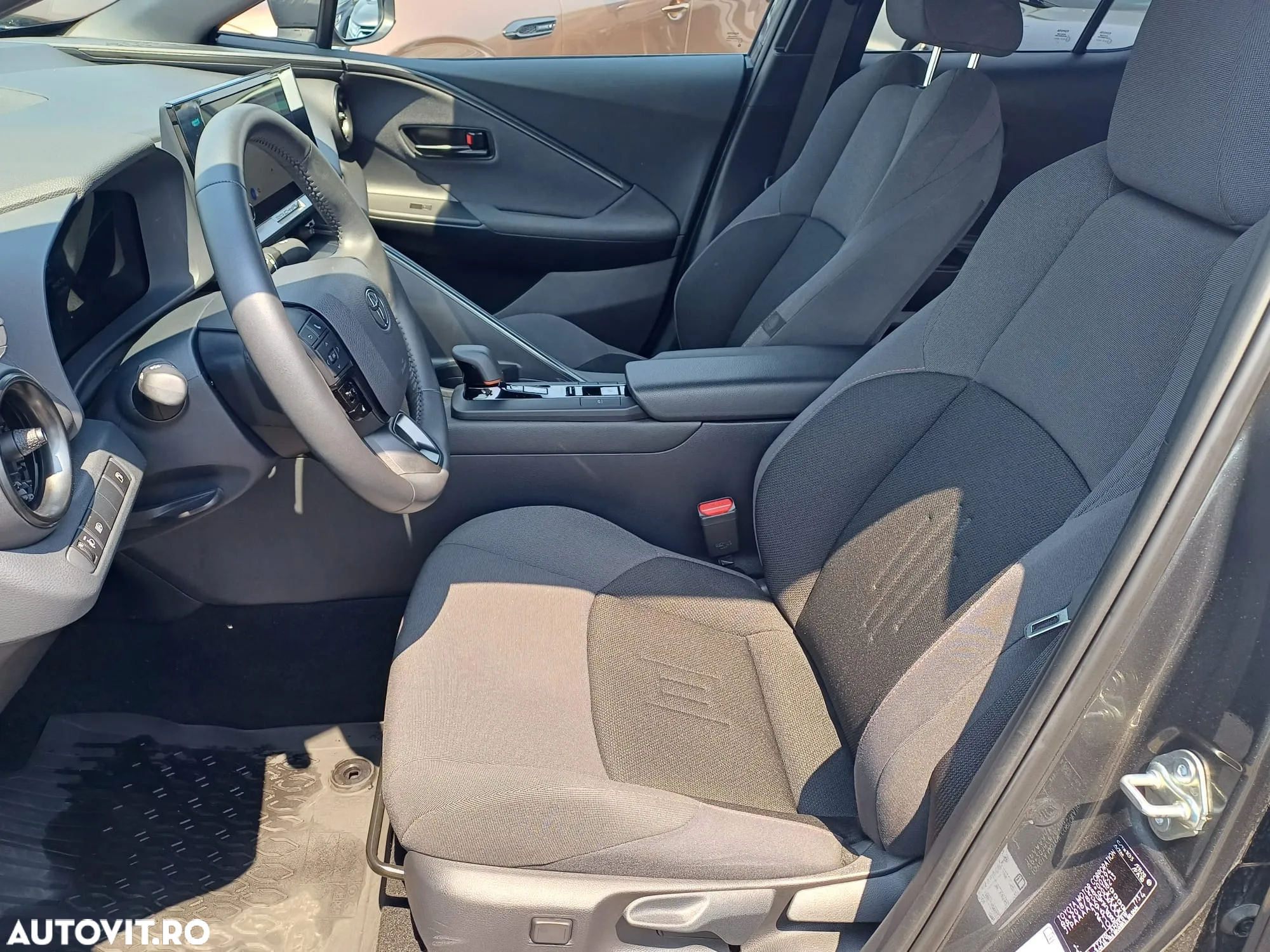 Toyota C-HR - 9