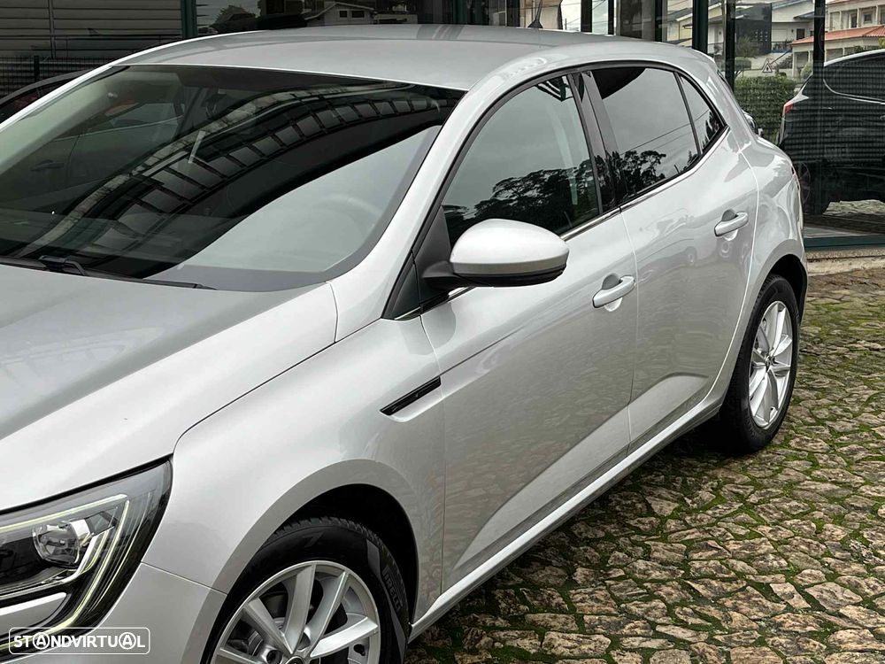 Renault Mégane 1.5 dCi Zen - 4