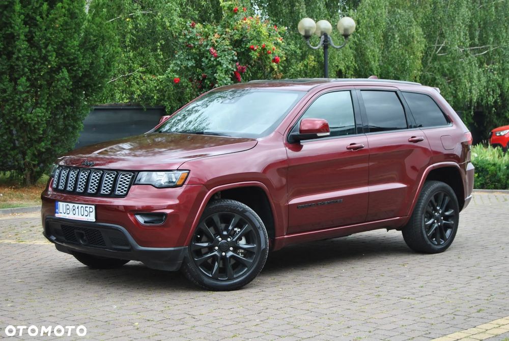 Jeep Grand Cherokee - 1