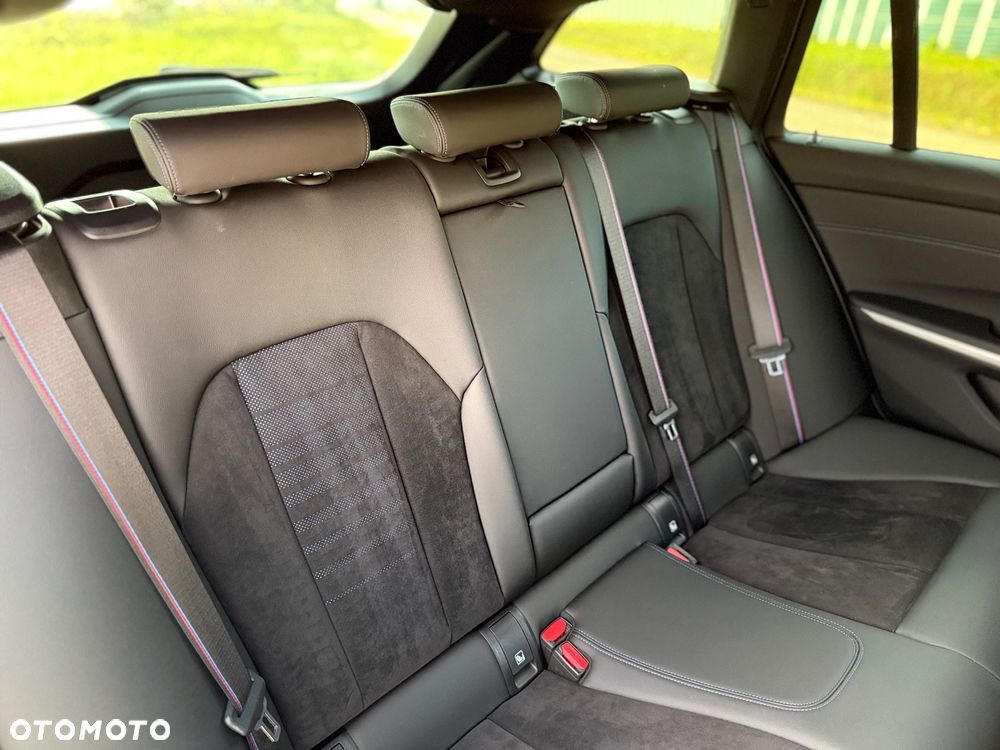 BMW Seria 3 320d xDrive M Sport sport - 13